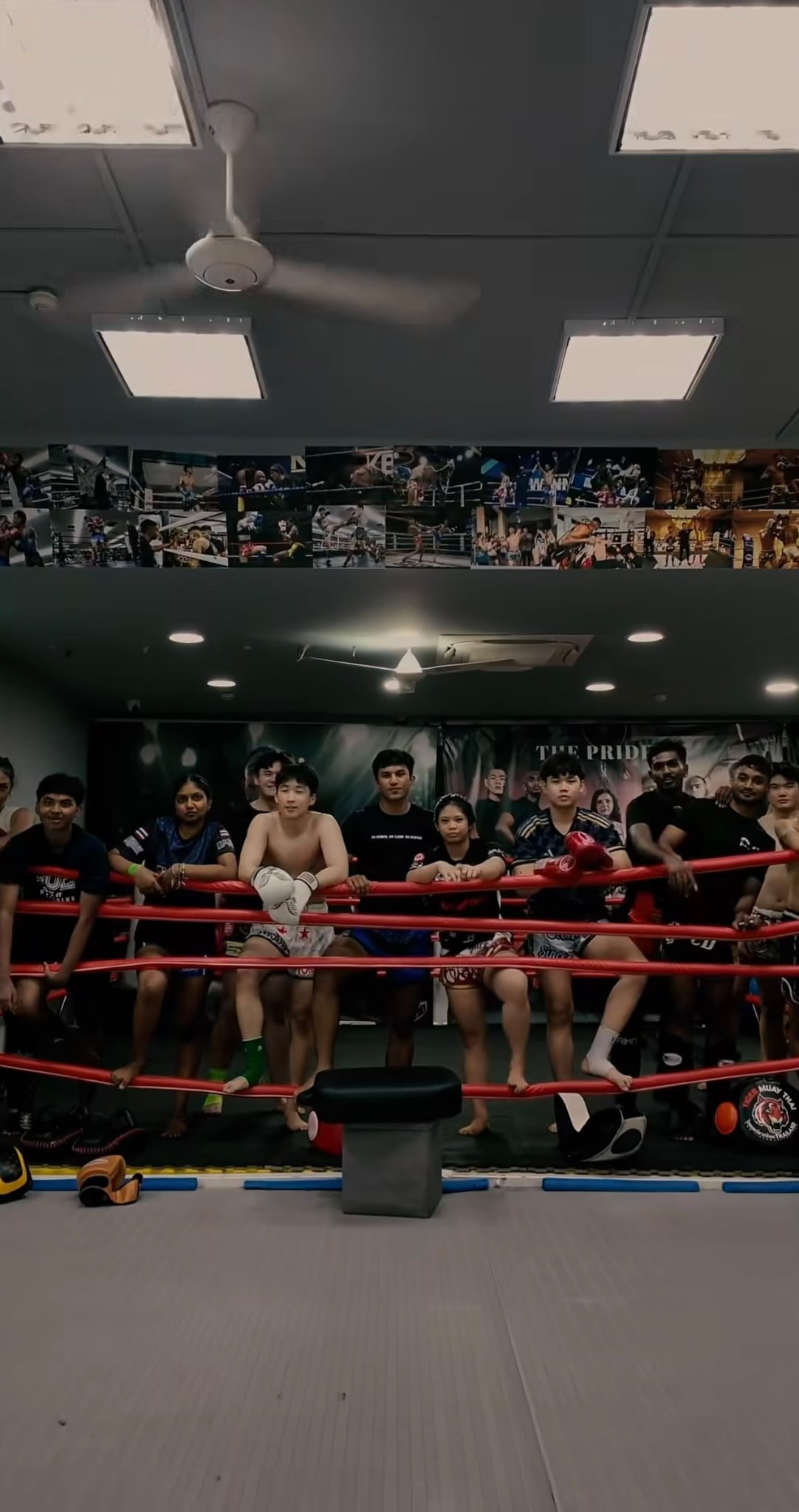 Gym group in the ring